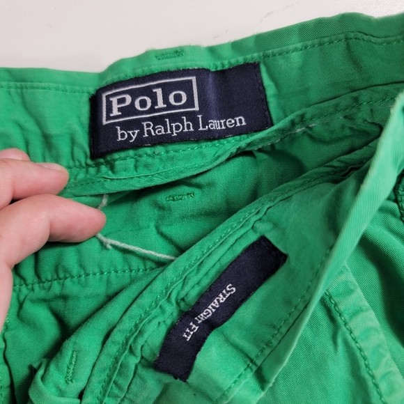 POLO by Ralph Lauren Straight Fit Solid Green Shorts Size: 34 READ.Some fadin - Picture 2 of 9